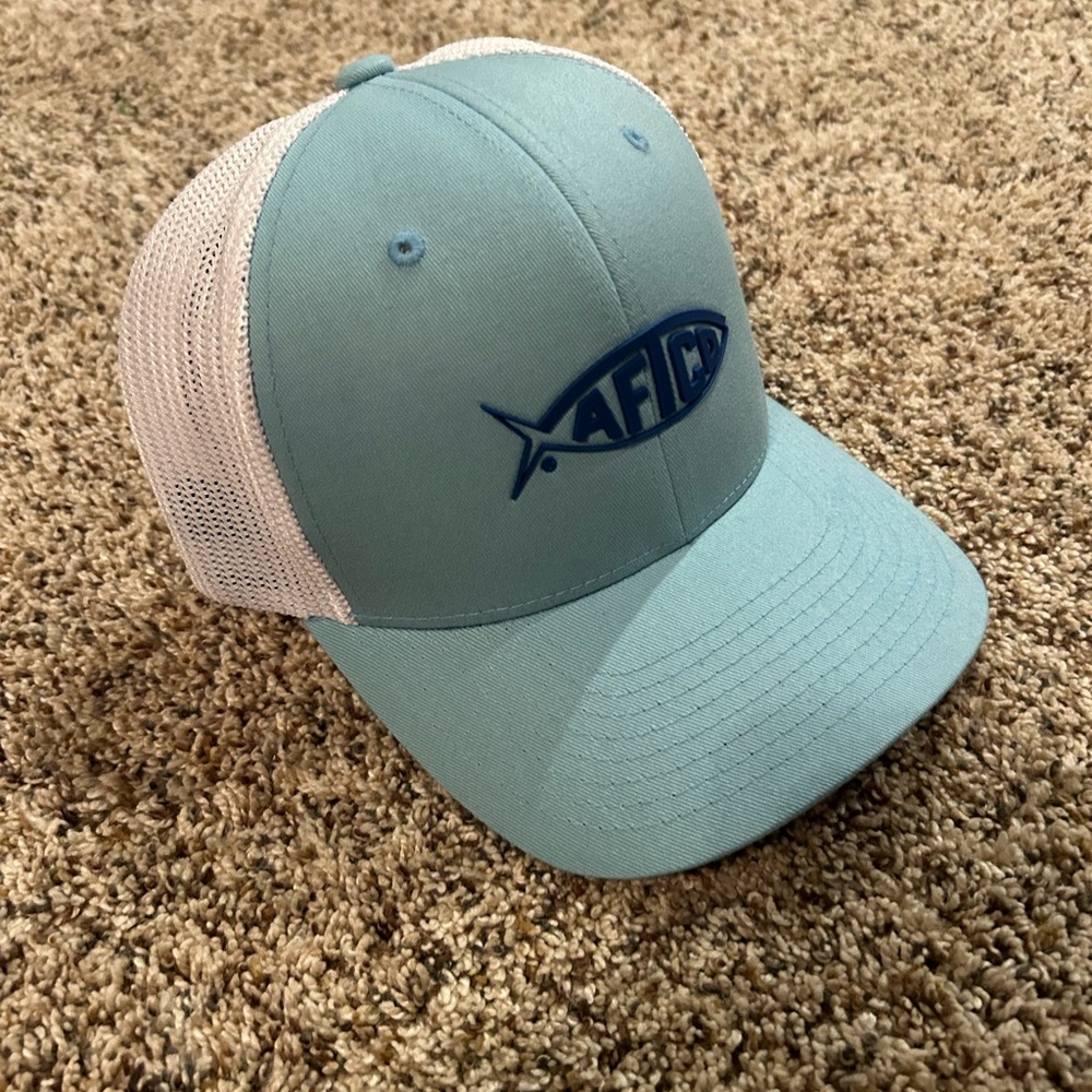 Light blue Aftco fitted hat - one size fits all